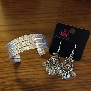 Paparazzi Bracelet & Earrings Set
